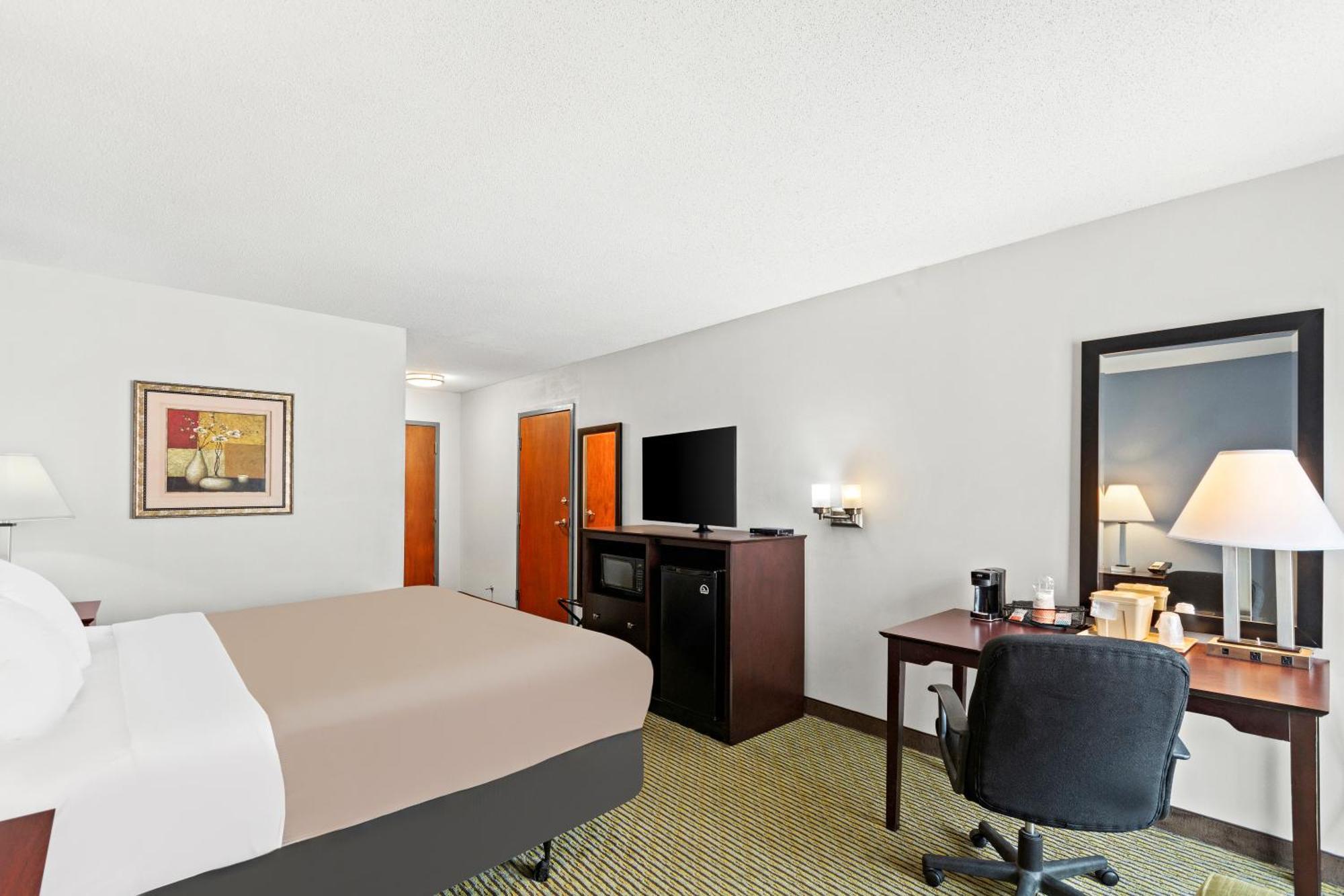 Quality Inn Драй-Ридж Экстерьер фото