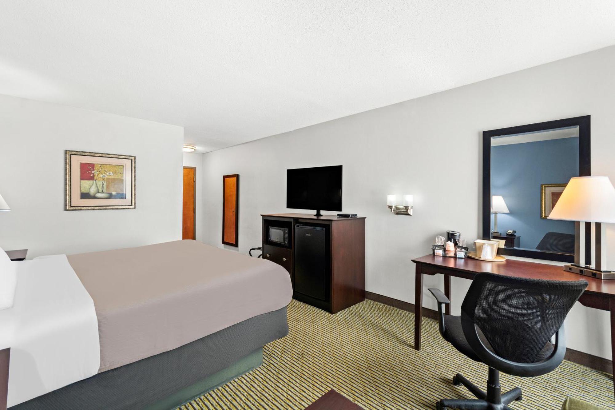 Quality Inn Драй-Ридж Экстерьер фото